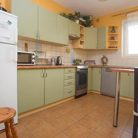 Happy Bison - A 5 Bedroom House With A Garden Bialowieza Exterior photo